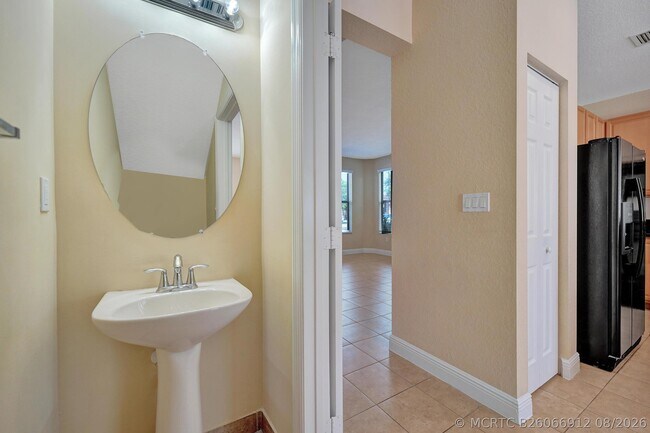 Building Photo - 1326 SW 147th Ter