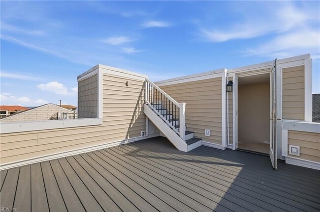 Building Photo - 508 Virginia Dare Dr