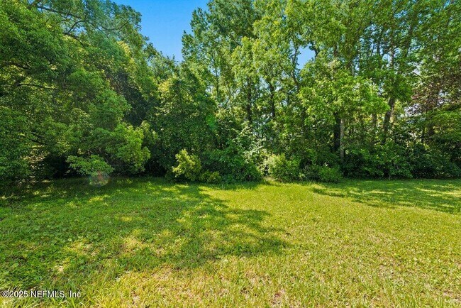 Building Photo - 4504 Lincrest Dr S