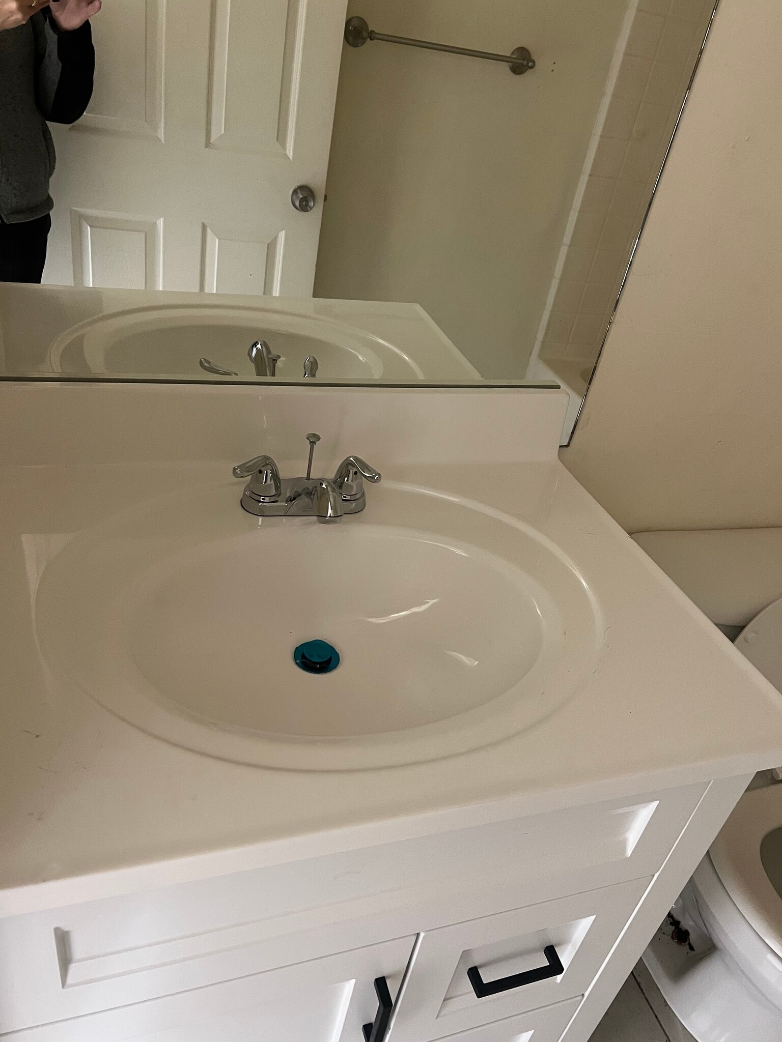 Building Photo - 422 Avenida Oriol