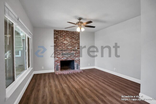 Building Photo - 1331 W Yale Ave