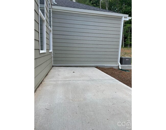 Building Photo - 8234 Merryvale Ln