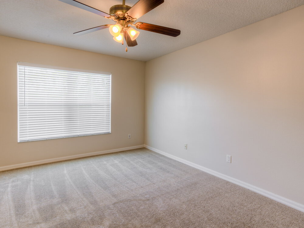 Building Photo - 2217 Heathwood Cir