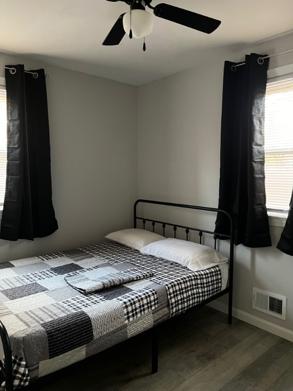 Building Photo - 5402 St Barnabas Rd