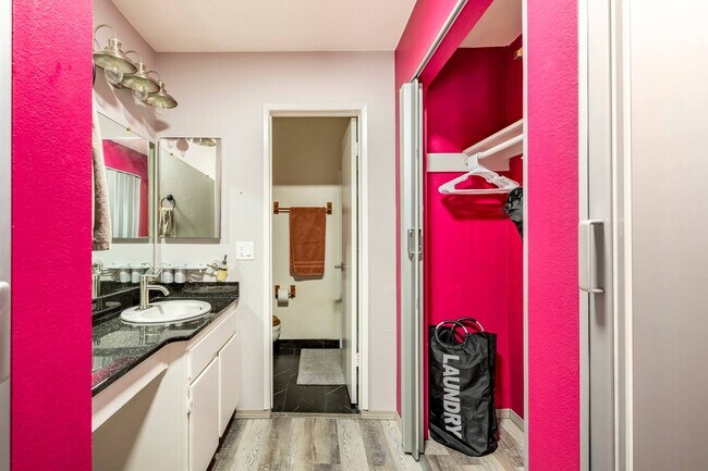 Building Photo - 6780 Friars Rd