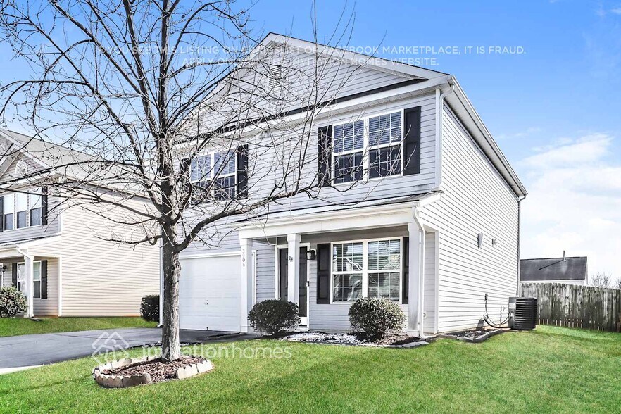 Building Photo - 3906 Creekmoore Dr