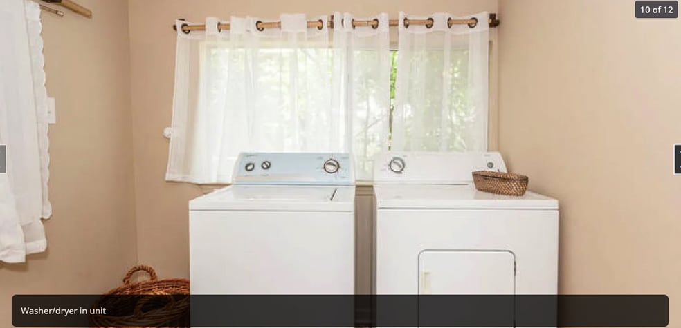 washer / dryer included - 815 Gunter St