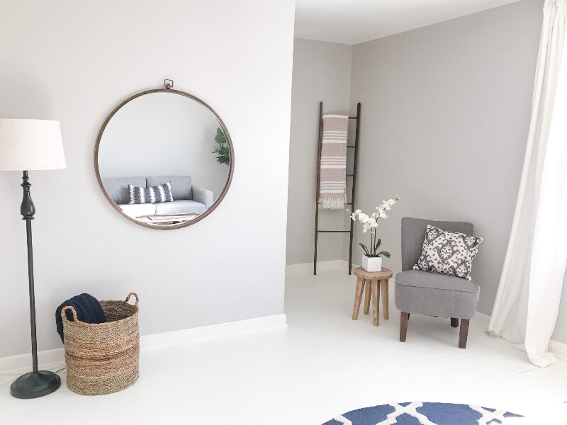 Building Photo - 7 18th Ave N