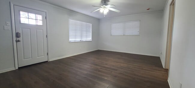 Building Photo - 7711 Lazy Ln