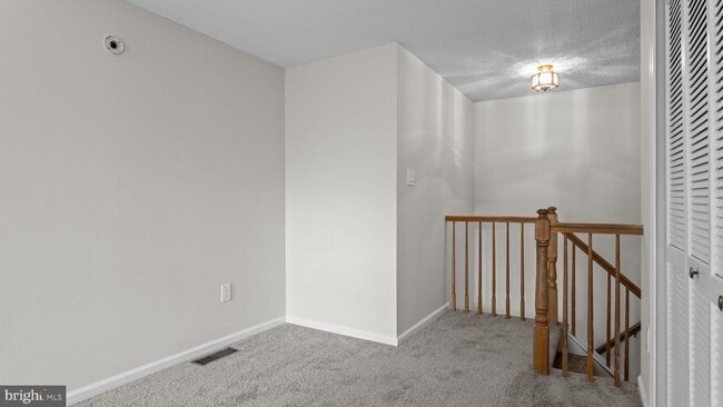 Building Photo - 4008 Waltham Ct