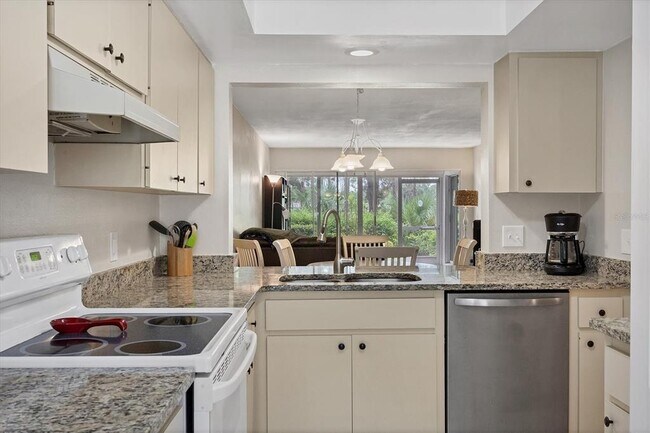 Building Photo - 4483 Longmeadow