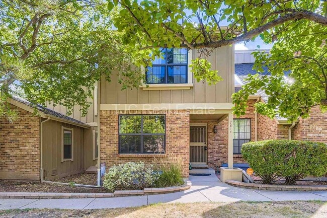 Primary Photo - 7814 E Phillips Cir