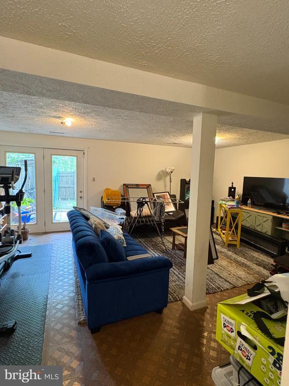 Building Photo - 10712 Muirfield Dr