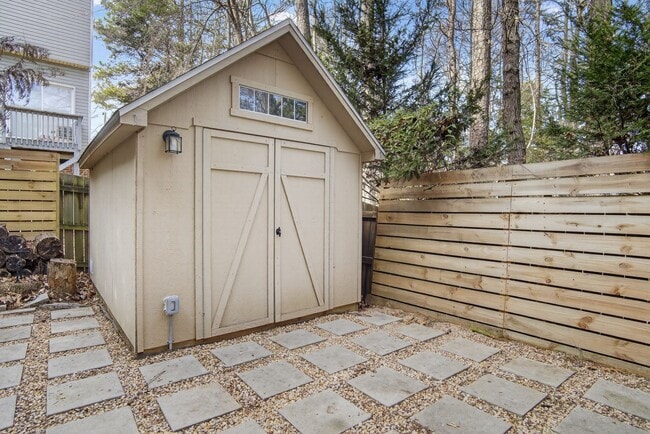 Building Photo - 4921 Windproof Way