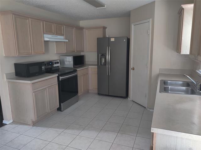 Building Photo - 1405 Anglican Dr