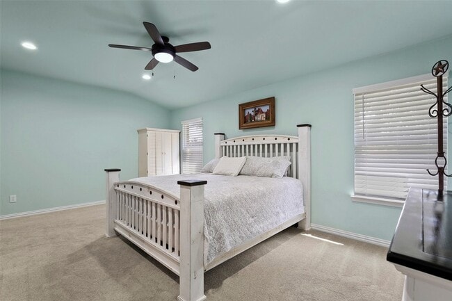 Building Photo - 7802 Milestone Ridge Dr