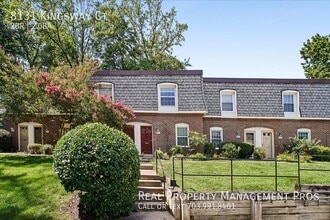 Building Photo - 8131 Kingsway Ct