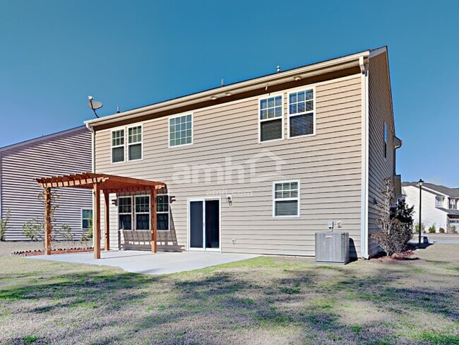 Building Photo - 138 Blackwater Way