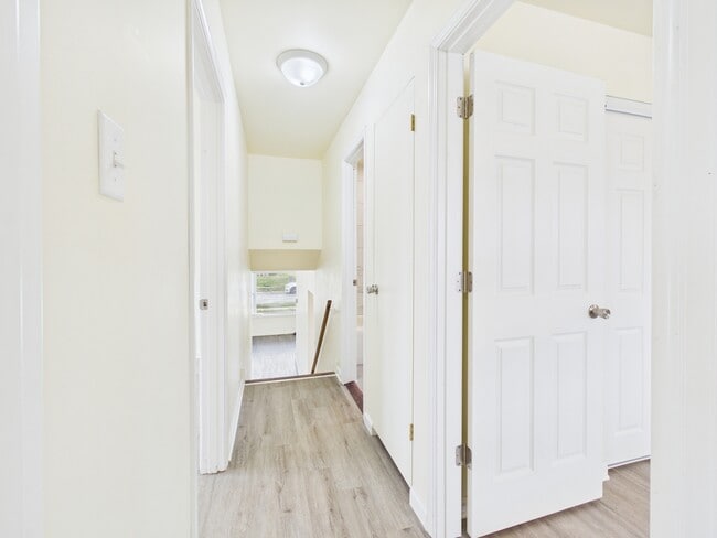 Building Photo - 209 Todd St