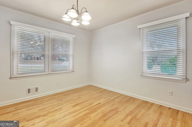 Building Photo - 500 Circle Dr