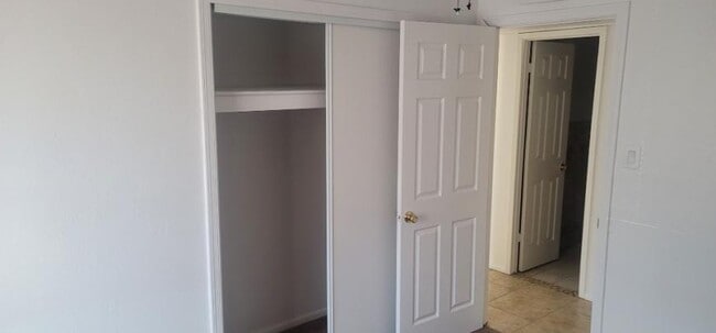 Building Photo - 4 bedroom in Glendale AZ 85301