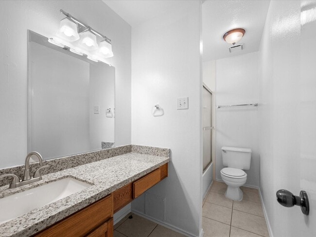 Building Photo - 16311 Salinas Ln