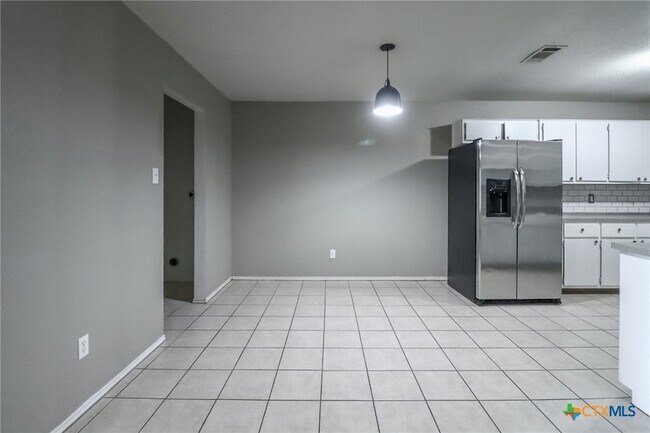 Building Photo - 2708 Edgefield St