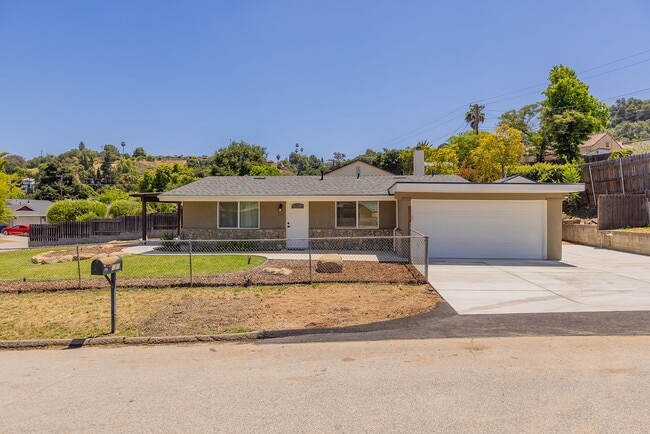 Building Photo - Move-In Ready Rancher