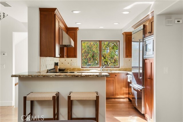 Building Photo - 601 Poinsettia Ave