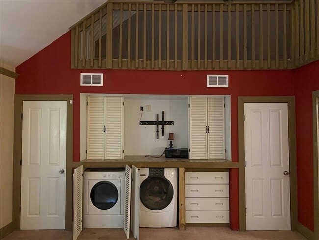 Building Photo - 1256 Chambers Rd