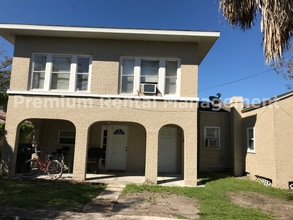 Building Photo - 2330 S Ferncreek Ave
