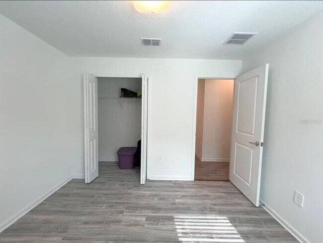 Building Photo - 5421 Preserve Blvd
