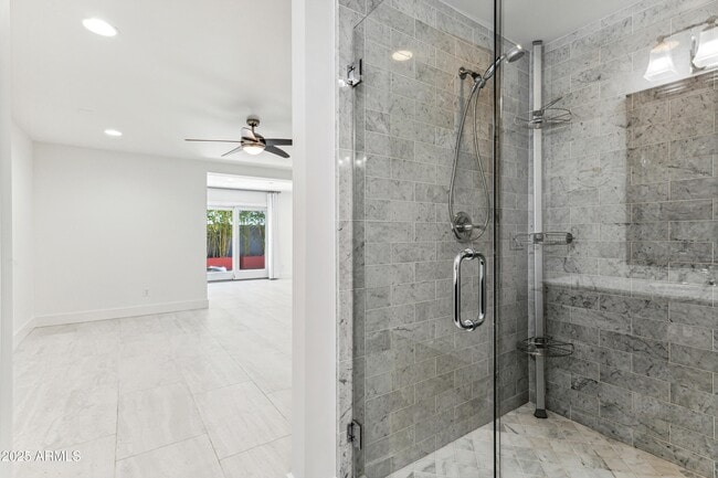 Building Photo - 6953 E Lafayette Blvd