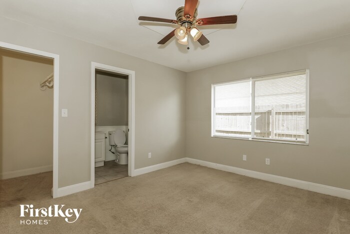 Building Photo - 1024 Olliff Way