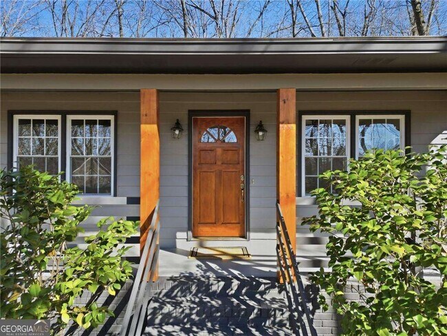 Building Photo - 2810 Shaw Rd