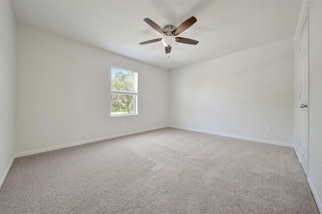 Building Photo - 305 Crooked Pine Court