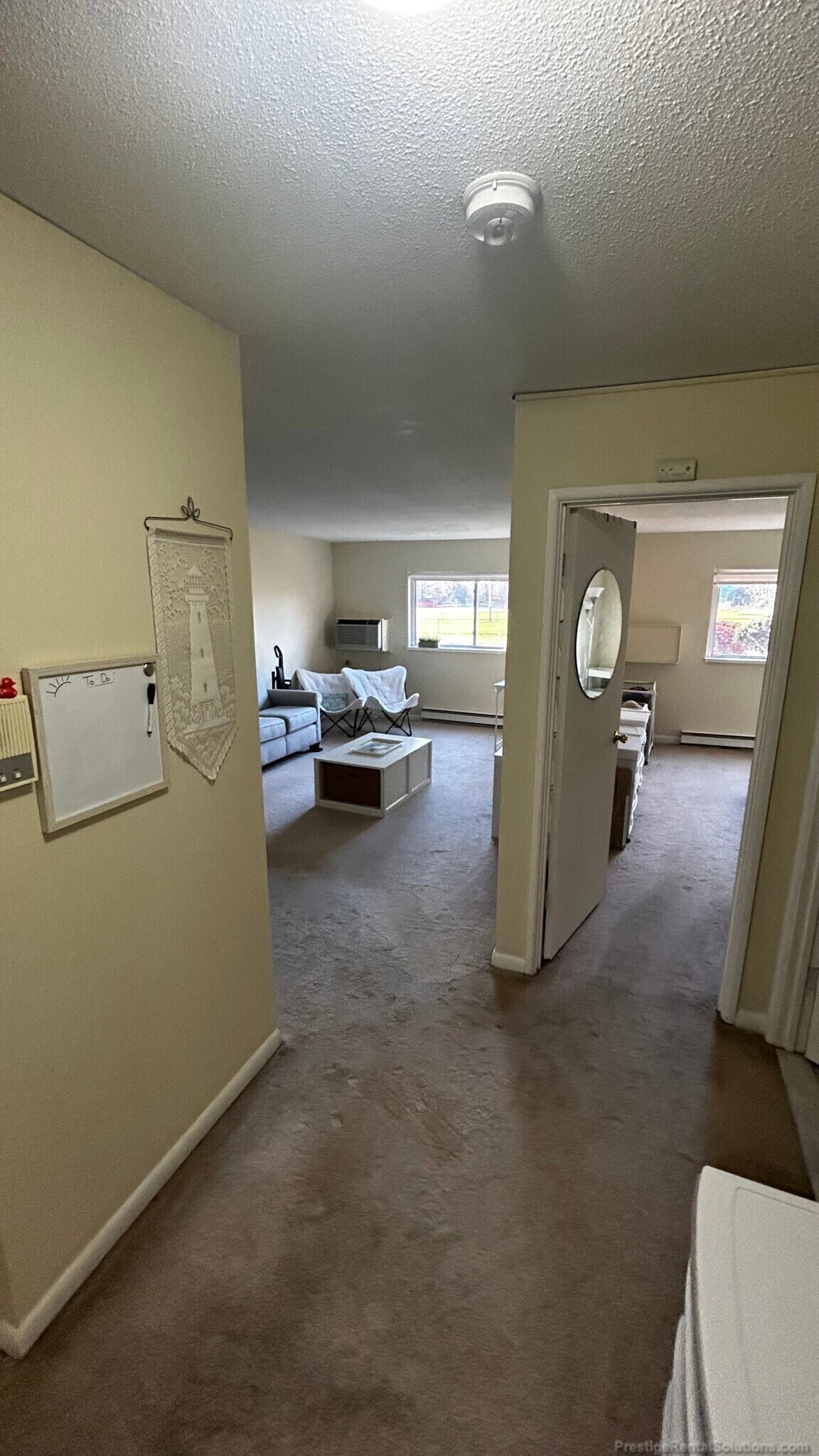 Building Photo - 66 Mayflower Ave