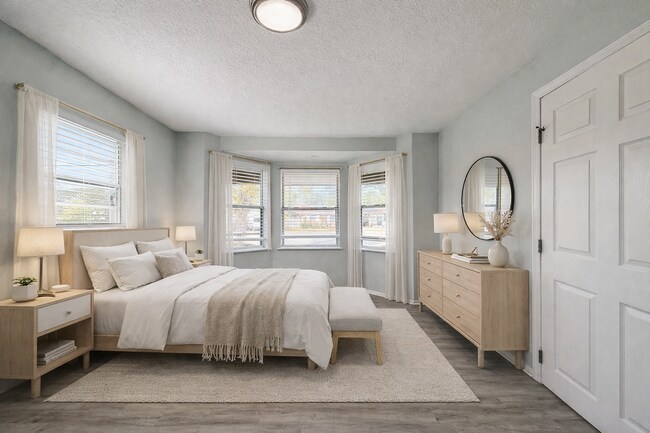 Building Photo - Renovated 4BR/2BA Pool Home in Jacksonville, FL | Fenced Yard | Pets Welcome