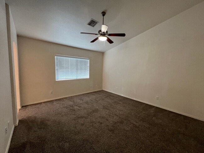 Building Photo - 4 BEDROOM IN BARKLEY RANCH!