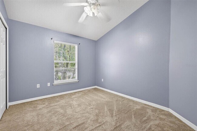 Building Photo - 6745 Breezy Palm Dr