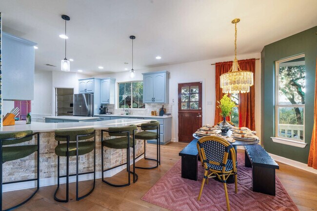 Building Photo - 13420 Trail Driver St