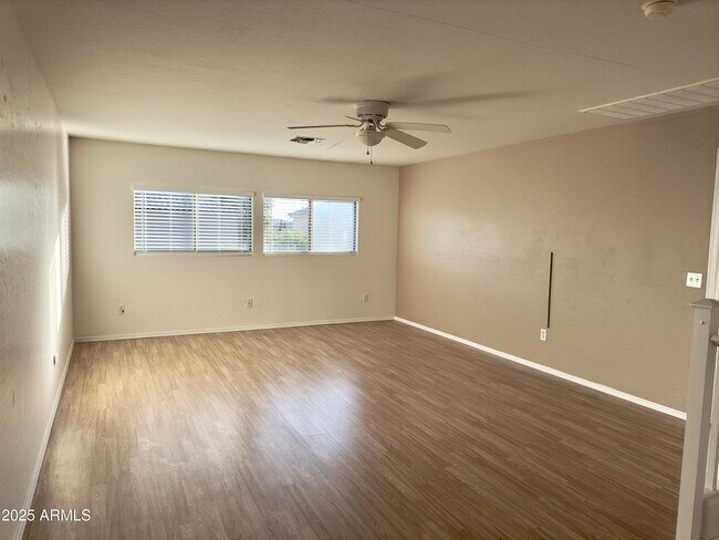 Building Photo - 3435 E Longhorn Dr