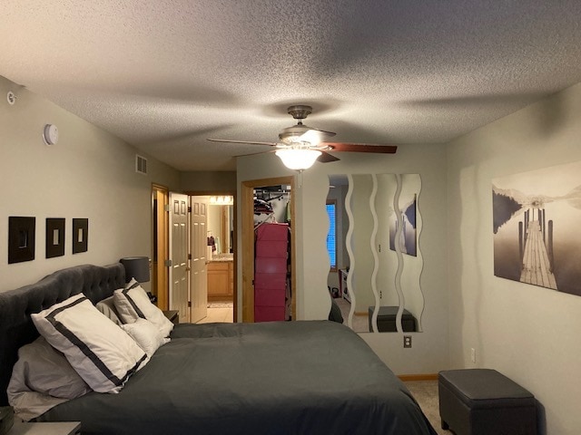 Building Photo - 1510 Zarthan Ave S. #105