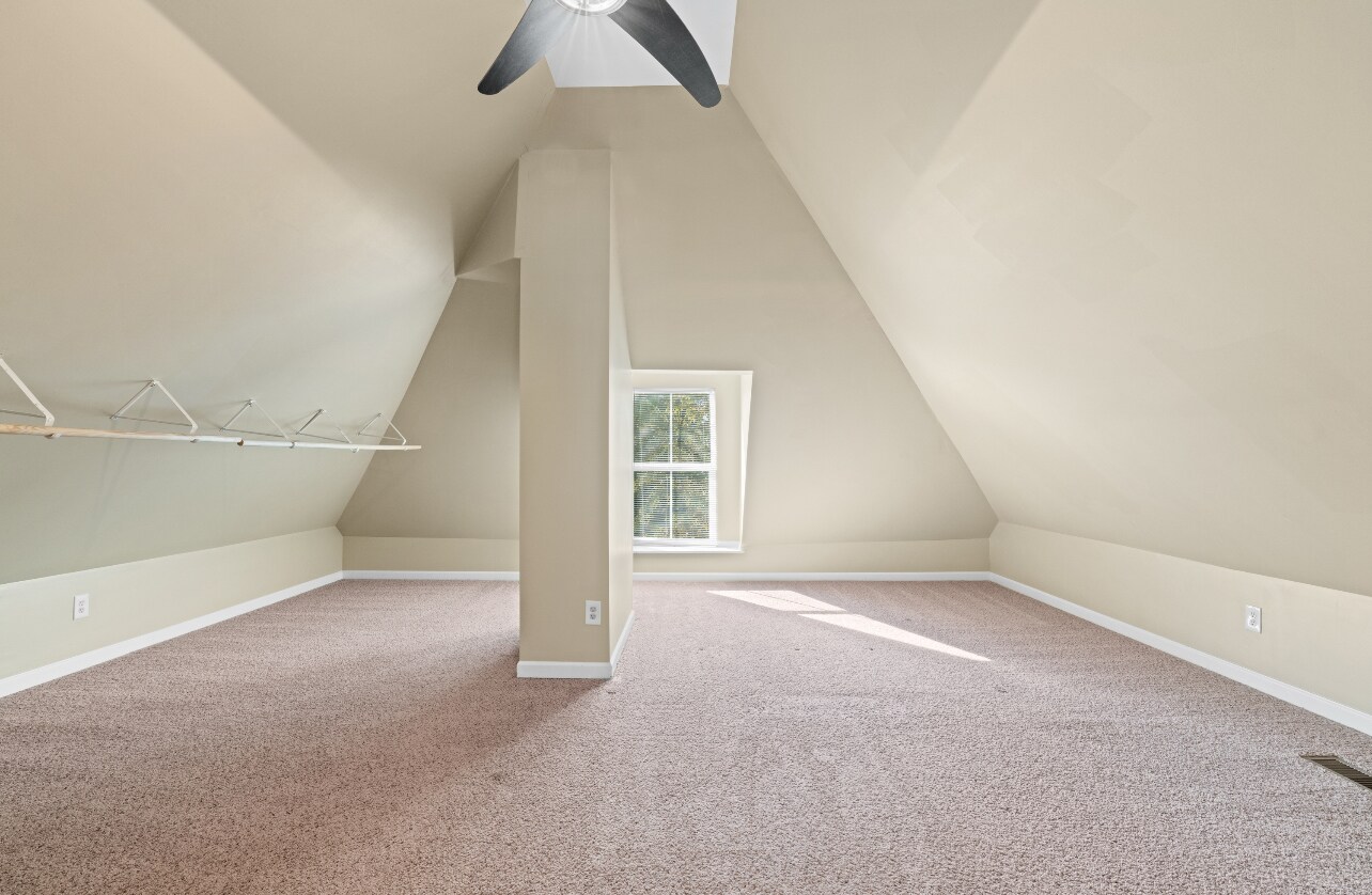 Building Photo - 873 E Livingston Ave