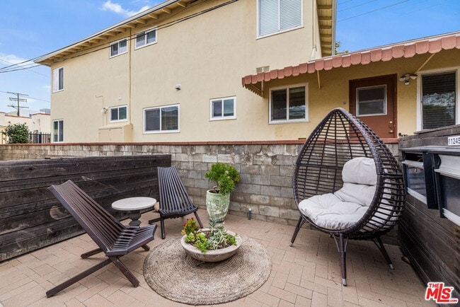 Building Photo - 11245 Huston St