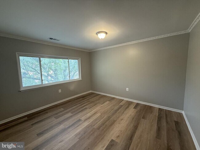 Building Photo - 357 Gatewater Ct