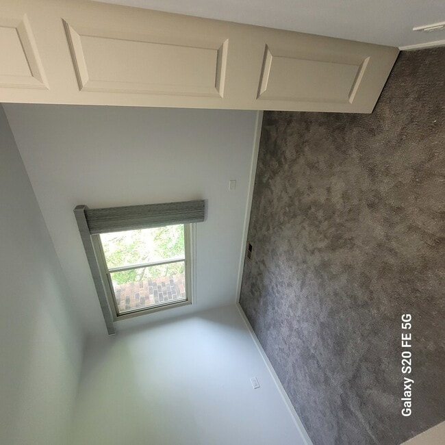 Building Photo - 7309 Winthrop Way