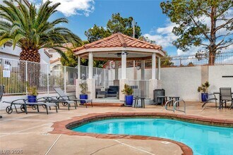 Building Photo - 4040 Castle Cove Dr