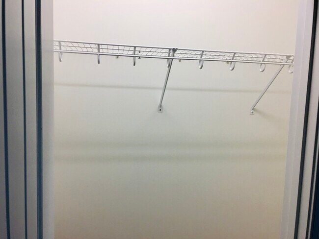 Building Photo - 102 Abaco Dr E