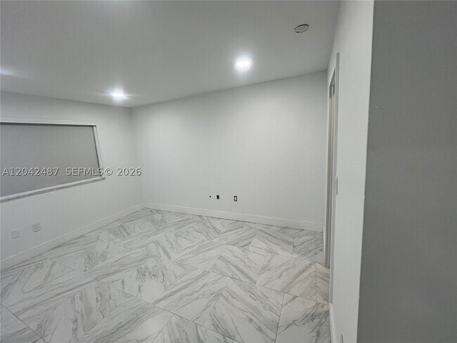 Building Photo - 15560 SW 80th St